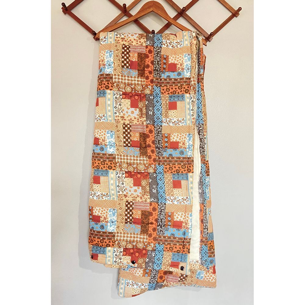 Vtg Retro Snug Sack Htg Quilt Slp Bag Patchwork Potpourri Hood Wearable  Blanket
